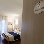 Aurelio Deluxe Roma