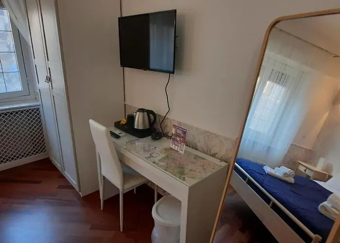 Гостевой дом Aurelio Deluxe 4*
