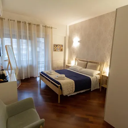 ゲストハウス Aurelio Deluxe ローマ