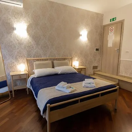 ゲストハウス Aurelio Deluxe