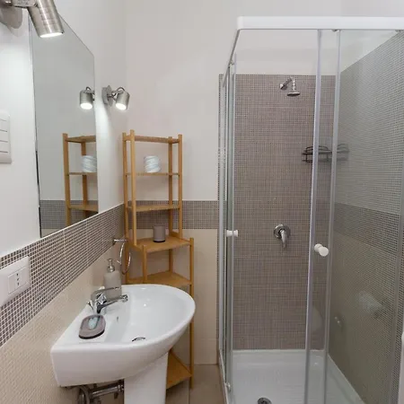 ゲストハウス Aurelio Deluxe 4*