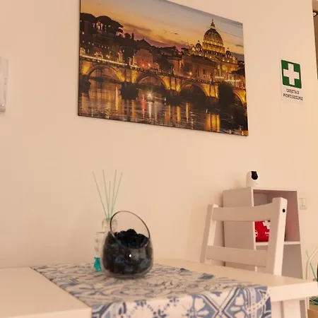 ゲストハウス Aurelio Deluxe ローマ