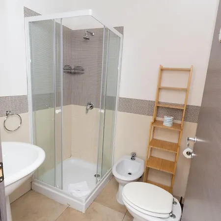 Aurelio Deluxe ローマ