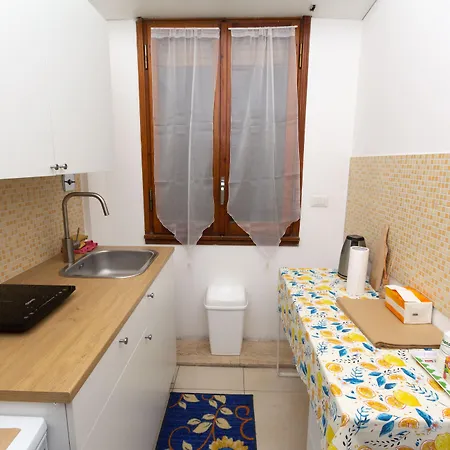 ゲストハウス Aurelio Deluxe 4*